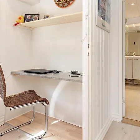 4 Person In Hojslev-by Traum Prázdninový dům Højslev