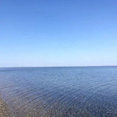 4 Person In Hojslev-by Traum *